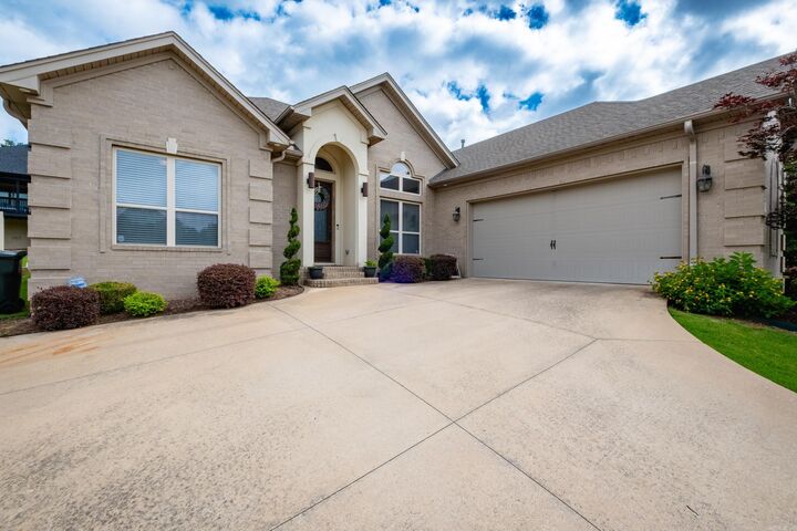 Property Photo:  8100 Kanis Pines Drive  AR 72204 