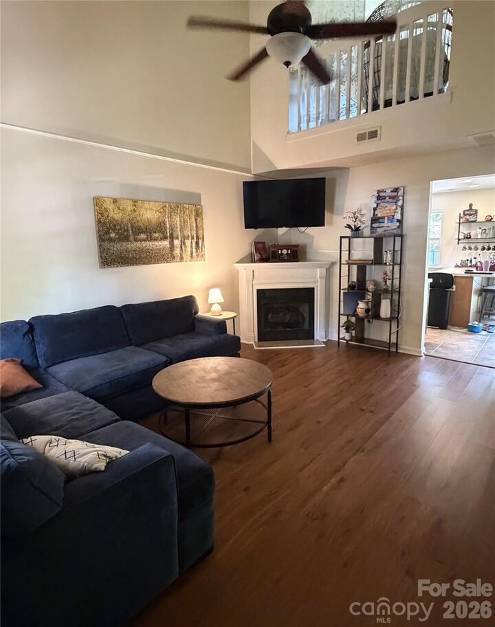 Property Photo: 2850 Mayer House Court NC 28214