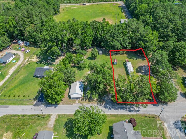 Property Photo:  305 Hartman Circle  SC 29718 