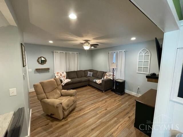 Property Photo: 29 E Ruby Avenue OH 45177