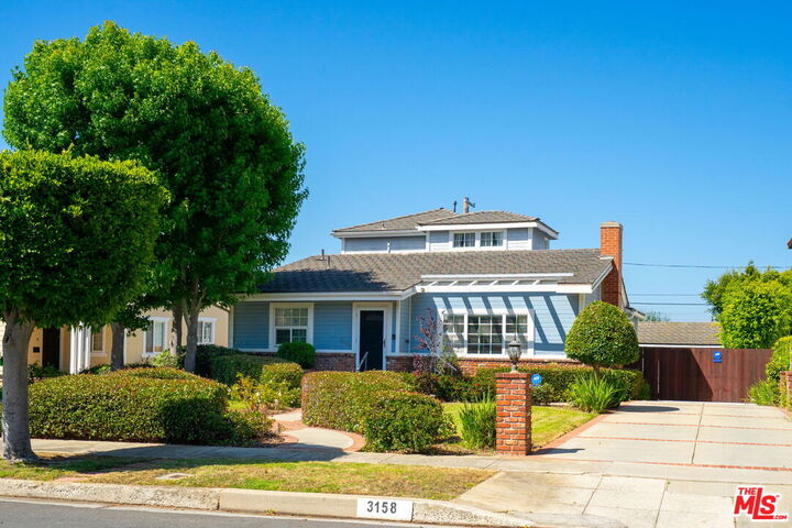 Property Photo:  3158 Grand View Blvd  CA 90066 