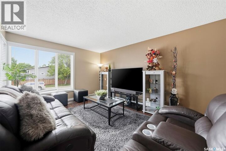 Property Photo: 235 Benesh Crescent SK S7K 6L5