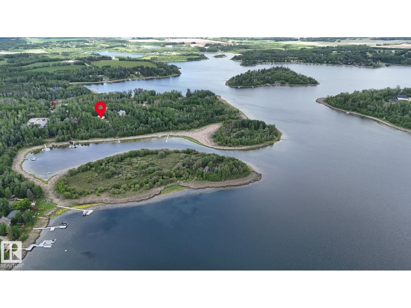 Property Photo: #9 2414 Twp Road 522 AB T7Y 3L8