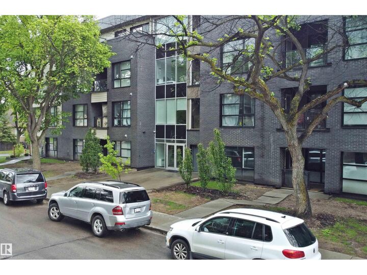 Property Photo:  #413 11503 76 Av NW  AB T6G 0K6 
