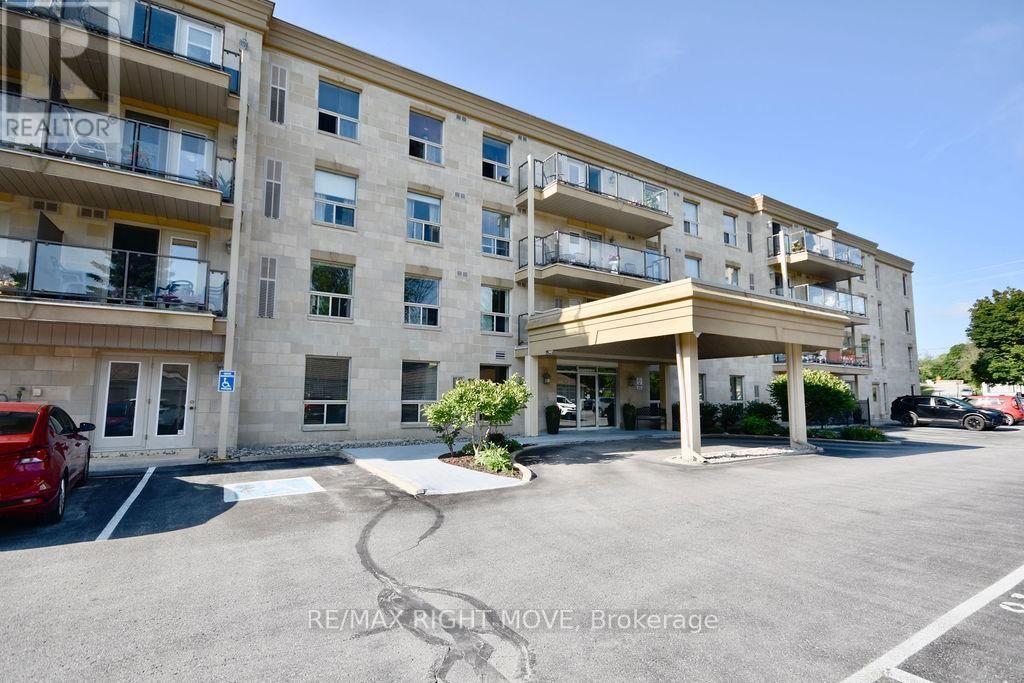 Property Photo:  486 Laclie Street 313  ON L3V 4P9 