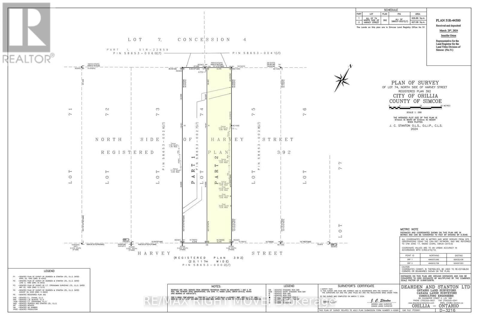 Property Photo:  256 Harvey Street  ON L3V 3M4 