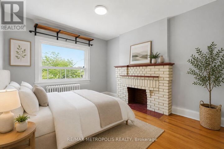 Property Photo: 277 Gilmour Avenue Upper ON M6P 3B6
