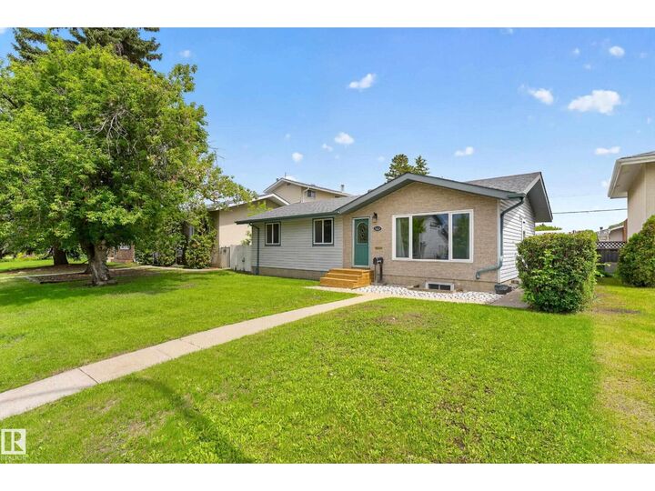 Property Photo:  13427 114 St NW  AB T5E 5E5 