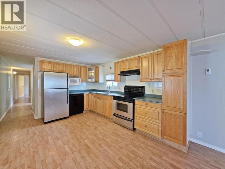 Property Photo:  562 Elm Street 17  BC V2J 1X3 