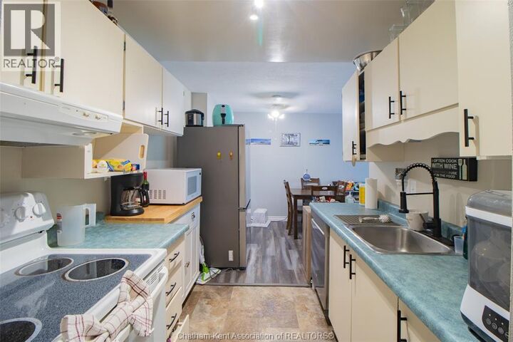 Property Photo: 225 Campus Parkway 212 ON N7L 4X2