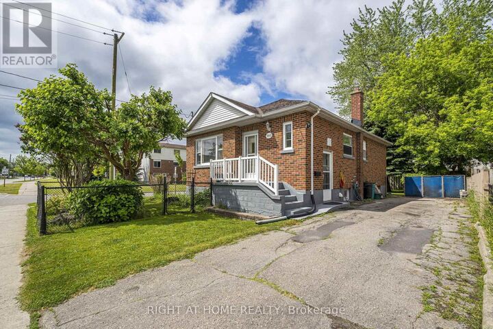 Property Photo:  980 Glen Street  ON L1J 3V1 