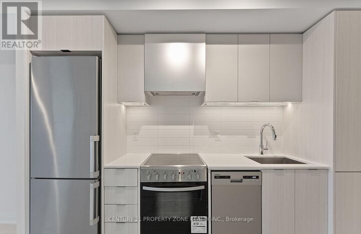 Property Photo:  10 Gibbs Road 604  ON M9B 0E2 