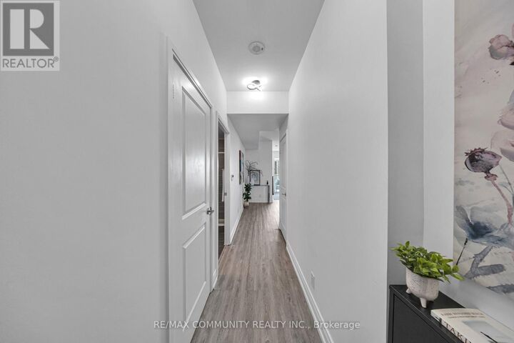 Property Photo:  50 Absolute Avenue 1905  ON L4Z 0A8 