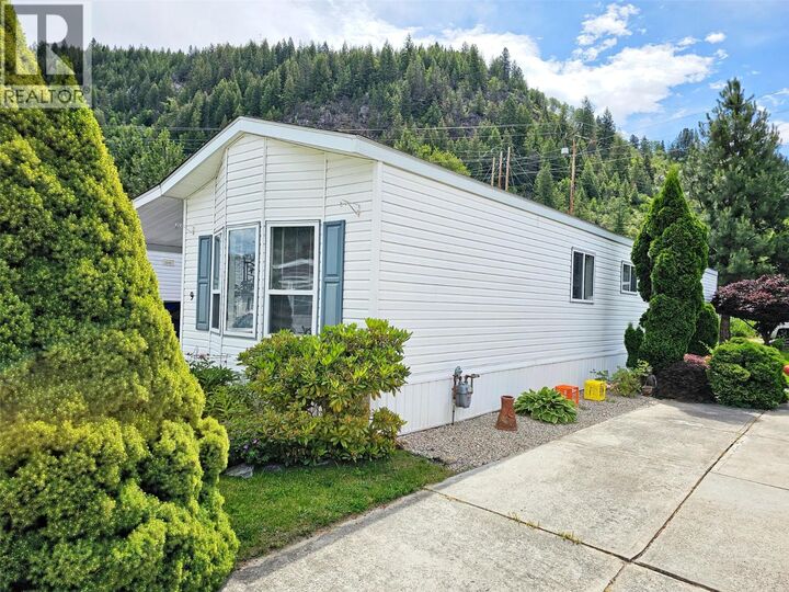 Photo de la propriété:  651 Rosedale Road 9  BC V1N 4L2 