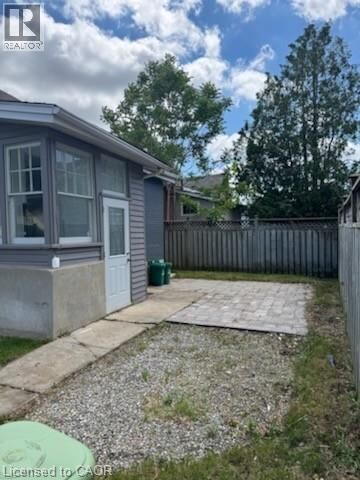 Property Photo:  105 Catharine Avenue  ON N3T 1Y1 