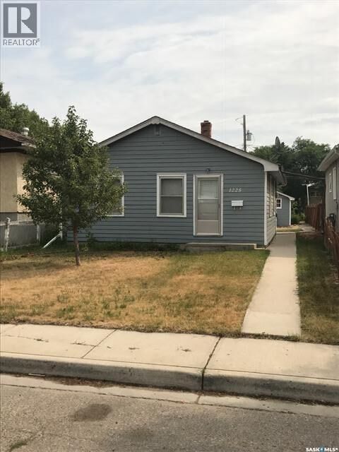 Property Photo: 1225 Atkinson Street SK S4N 3V7