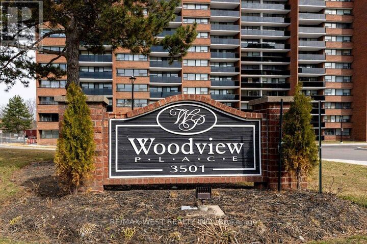 Property Photo: 3501 Glen Erin Drive 1001 ON L5L 2E9