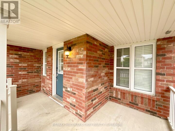 Property Photo: 17 Ferris Lane ON L9R 0H9