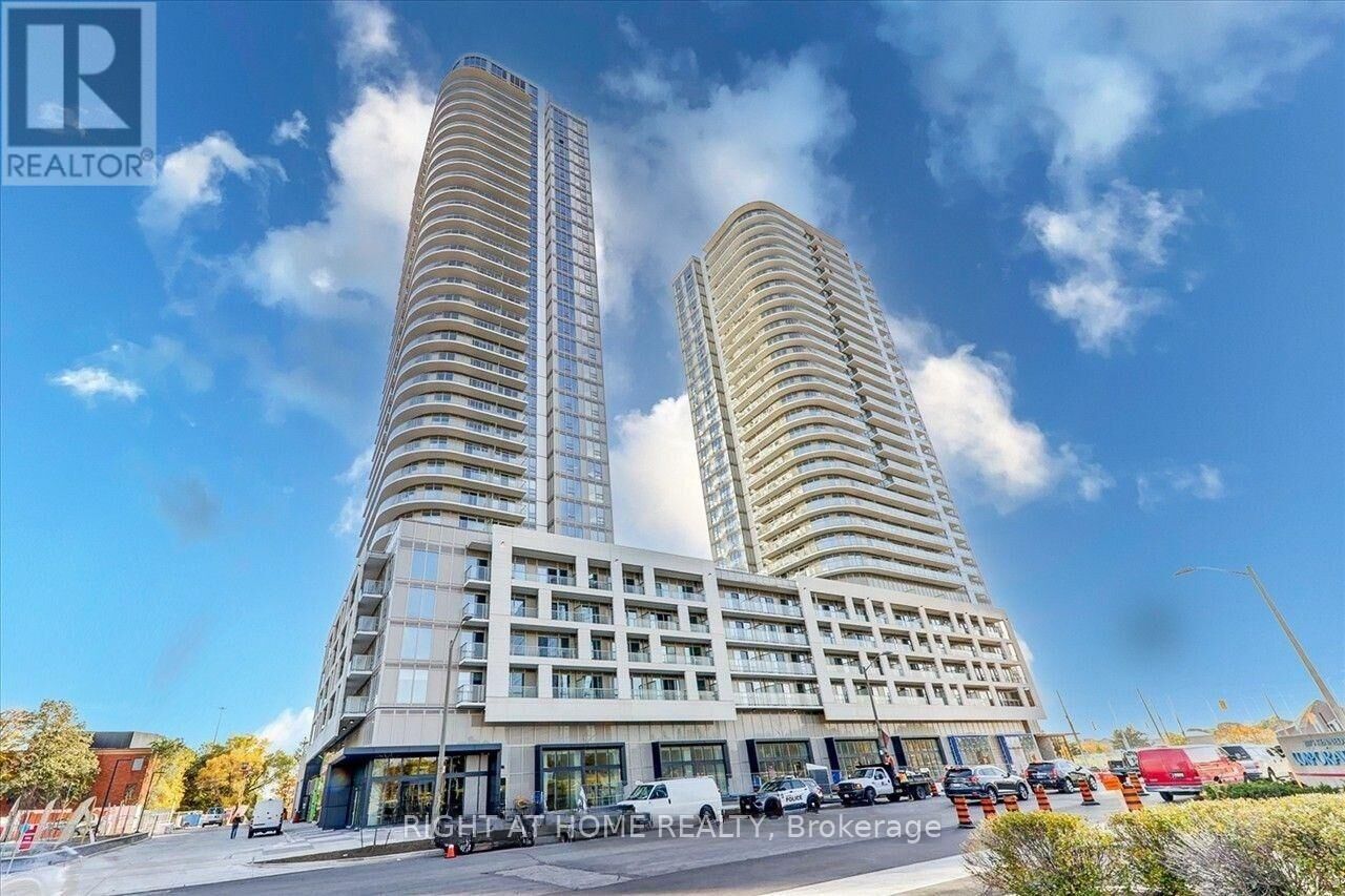 Property Photo: 2033 Kennedy Road 1808 ON M1T 0B9