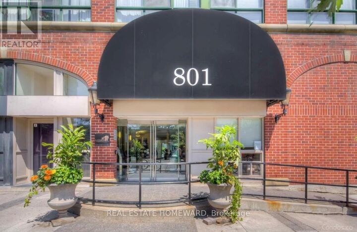 Property Photo:  801 King Street West 827  ON M5V 3C9 