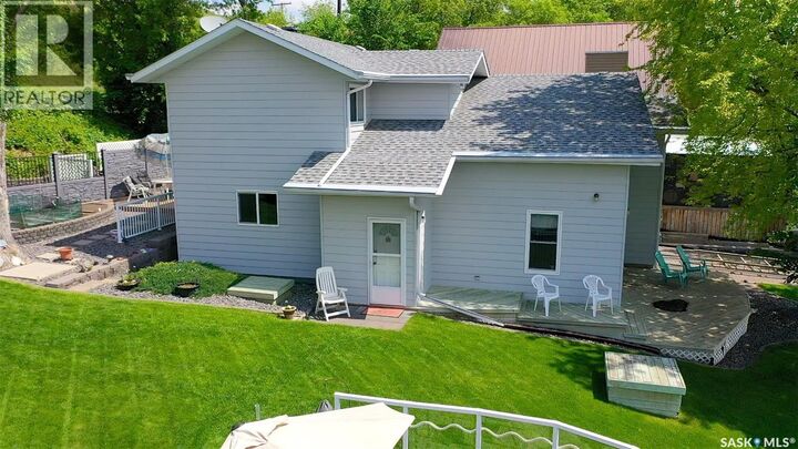 Property Photo: 10/12 Lakeview Lane SK S0A 1E0