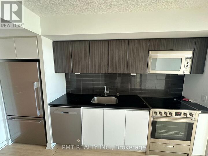Property Photo:  85 Queens Wharf Road 1208  ON M5V 0J9 