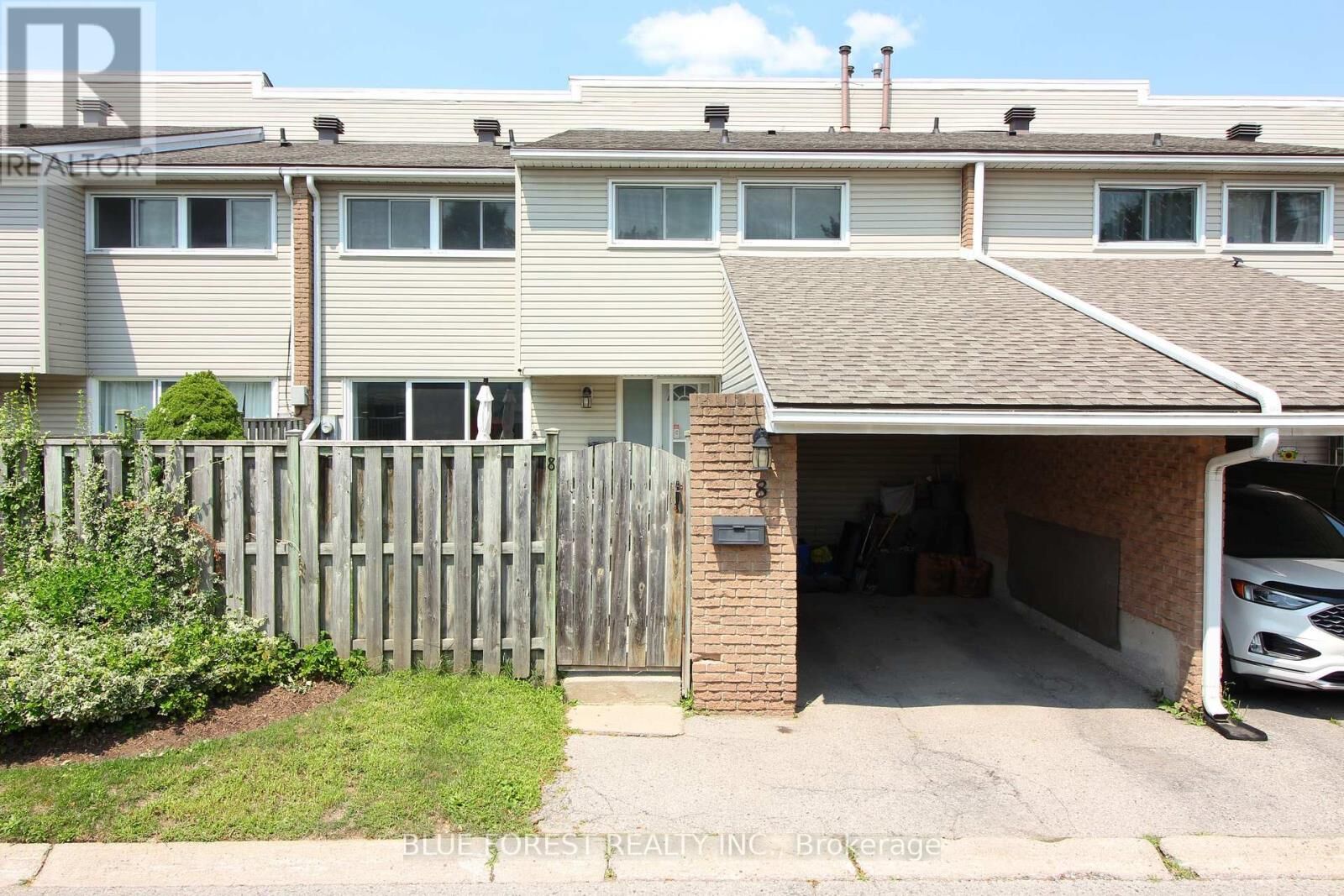 Property Photo: 590 Millbank Drive 8 ON N6E 2H2