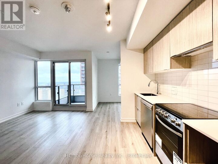 Property Photo: 395 Bloor Street East 4101 ON M4W 1H7