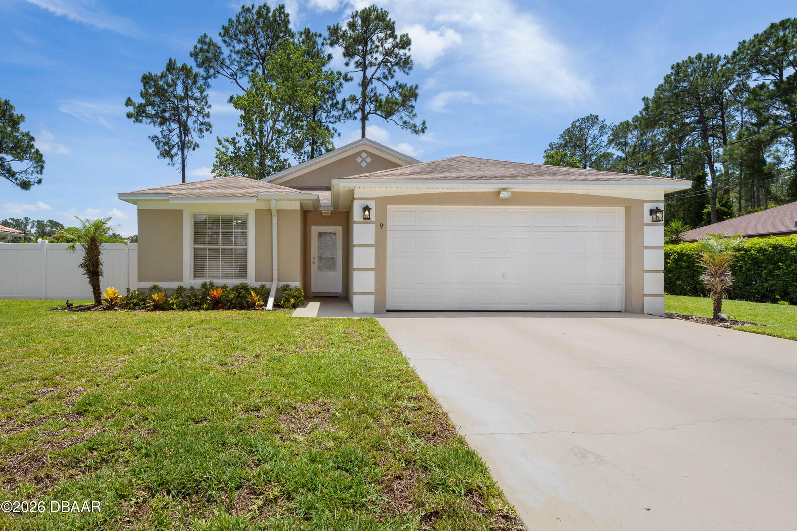 Property Photo:  9 Reid Place  FL 32164 
