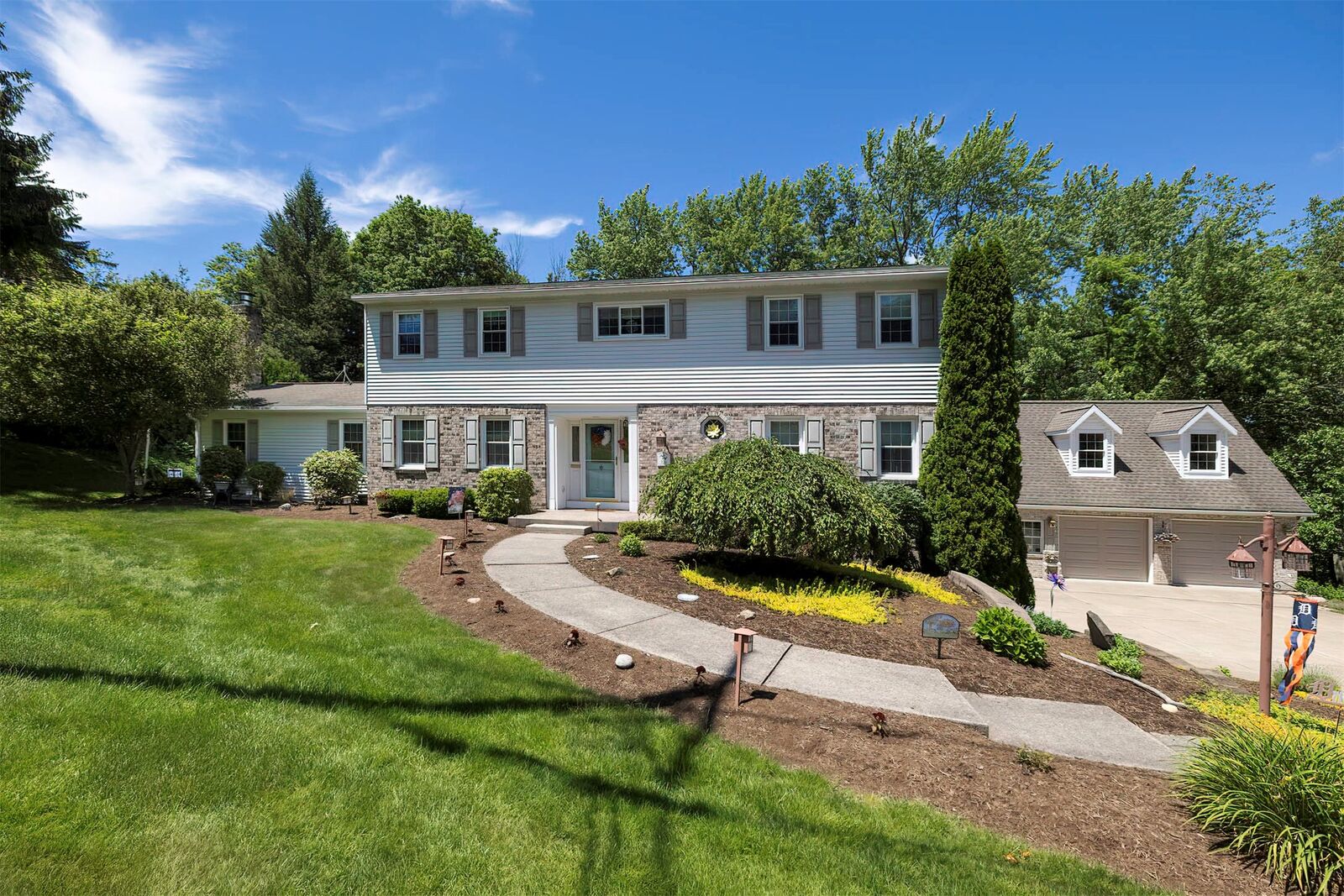 Property Photo:  326 W Arlington Road  PA 16509 