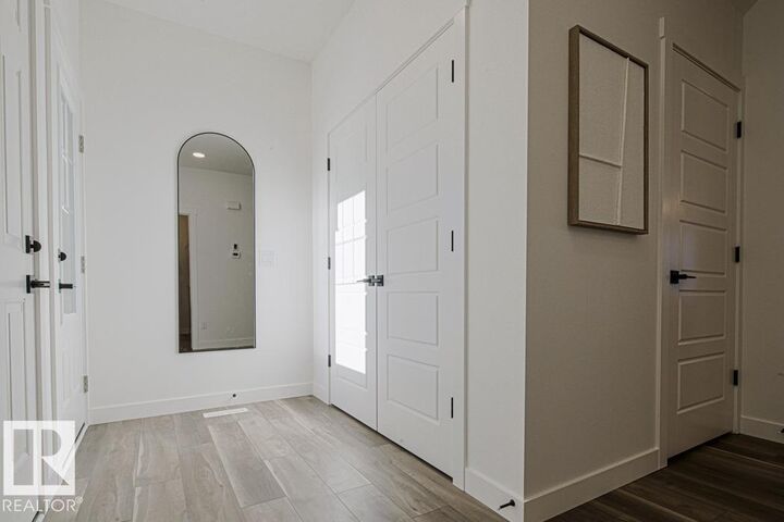 Property Photo: 4174 Kinglet Drive NW AB T5S 0W9