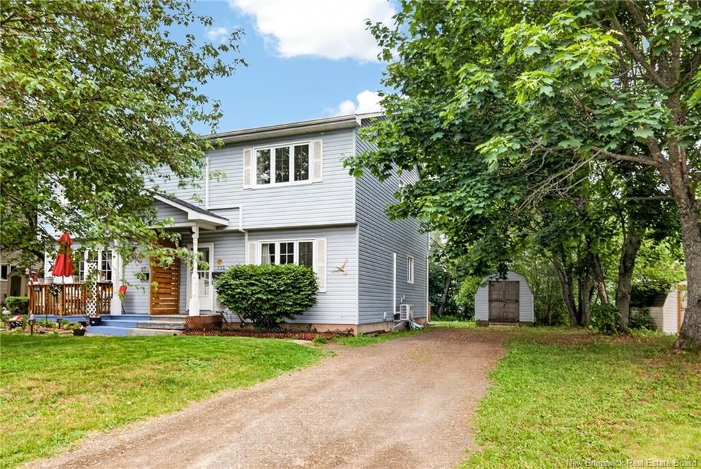 Property Photo:  233 Kendra Street  NB E1C 8Y4 