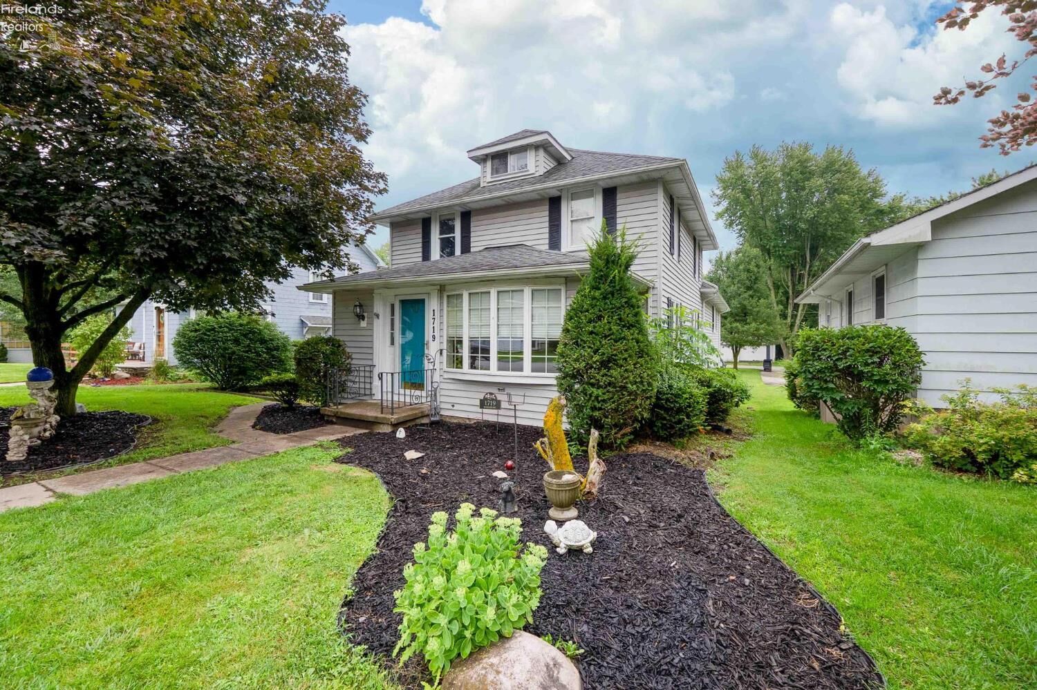 Property Photo: 1719 Buckland Avenue OH 43420