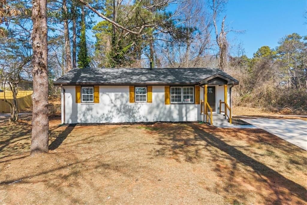Property Photo: 3770 Larkspur Terrace GA 30032
