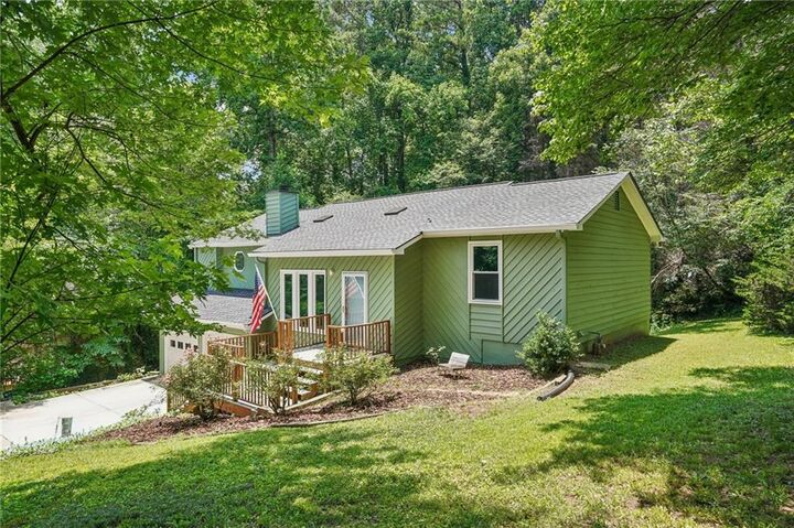 Property Photo: 659 Sunshine Trace NW GA 30102
