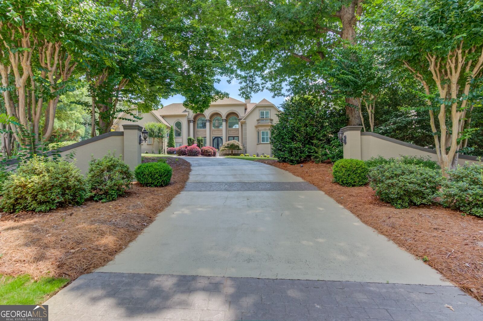 Property Photo:  1905 Kathy Whitworth Drive  GA 30517 