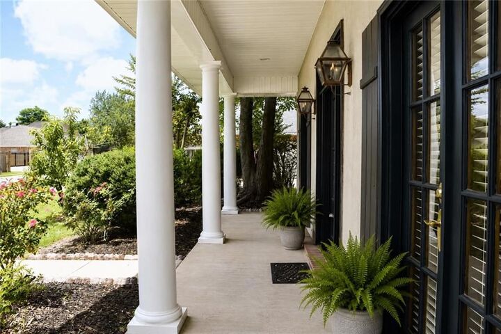 Property Photo:  302 West Shore Drive  LA 71303 