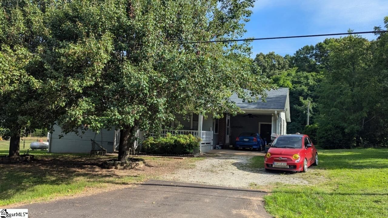 Property Photo: 4014 Pacolet Highway SC 29372