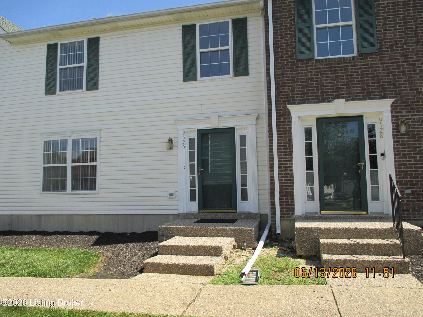 Property Photo:  9526 Bayberry Green Ln Ln  KY 40291 