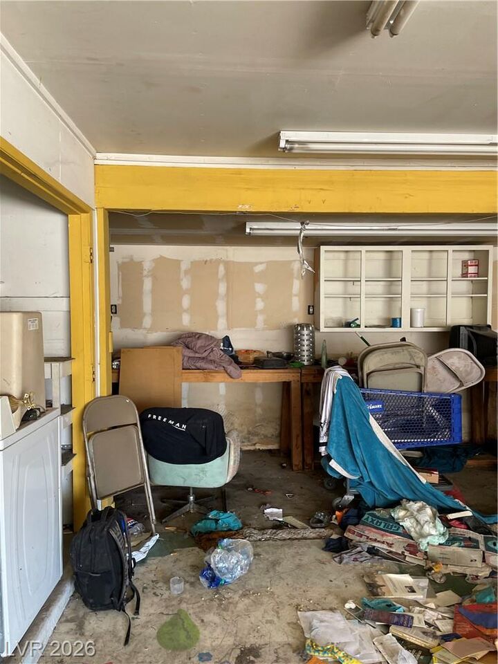 Property Photo:  3116 Kings Way  NV 89102 