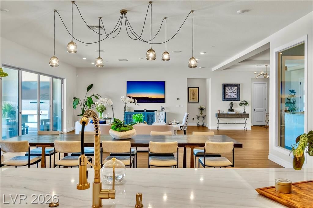 Property Photo: 4660 Blushing Dawn Avenue NV 89118