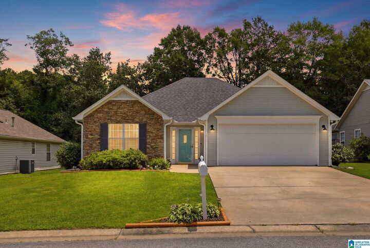 Property Photo:  133 Lake Terrace  AL 35007 