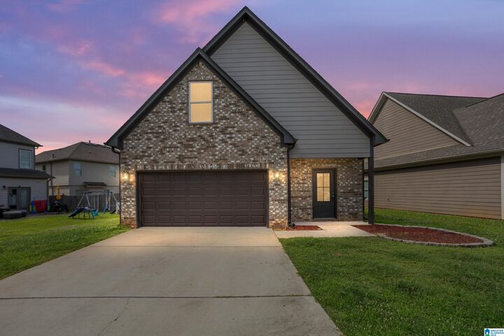 Property Photo: 6475 Cheshire Cove Drive AL 35111