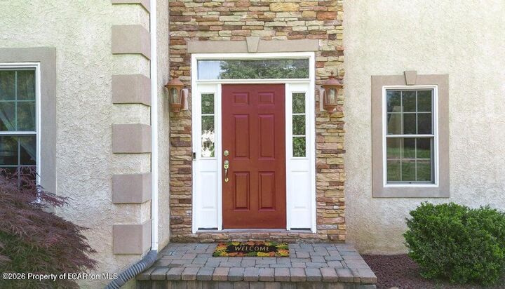 Property Photo:  562 Country Club Road  PA 18045 