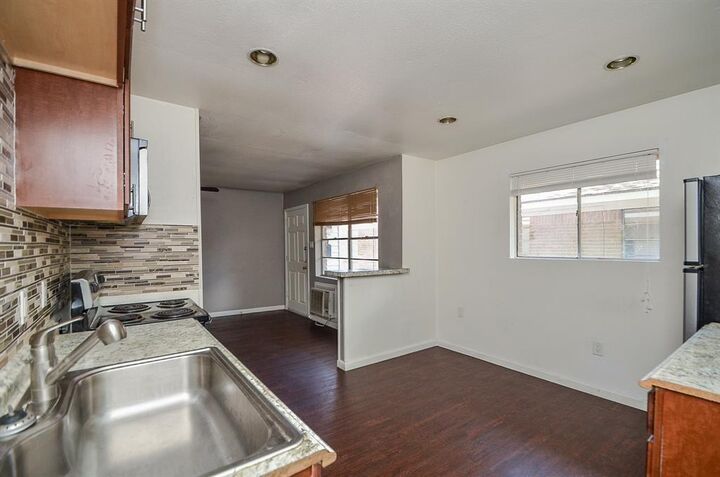 Property Photo: 7521 Bauman Road TX 77022