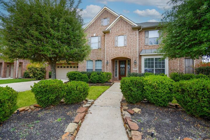 Property Photo: 7606 Westmoreland Drive TX 77479