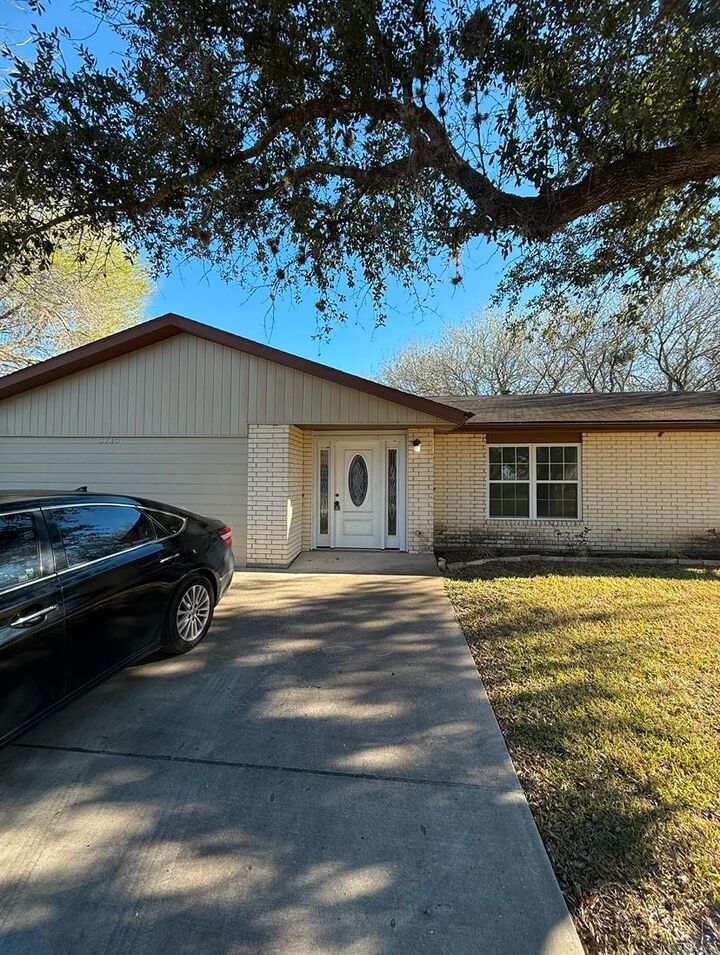 Property Photo: 3715 Cline Rd TX 77488
