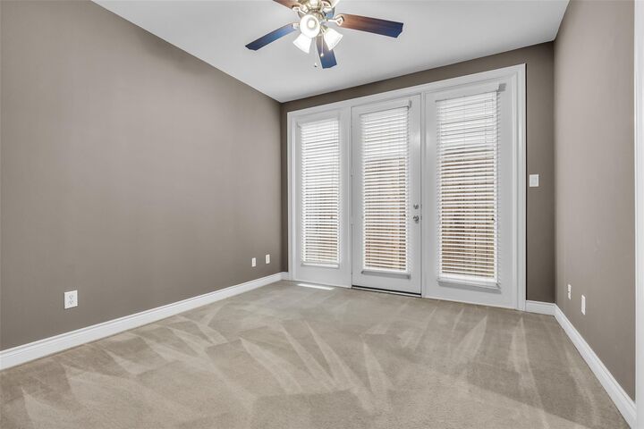 Property Photo: 5724 Kansas Street TX 77007