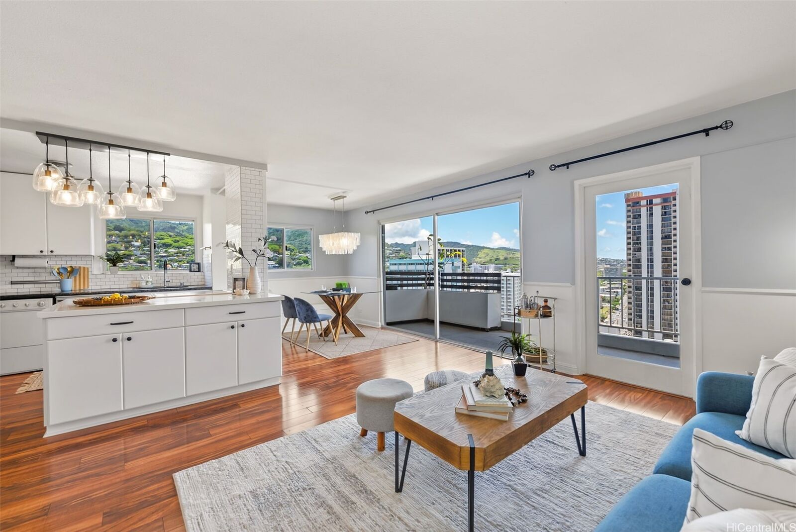 Property Photo: 1111 Wilder Avenue 18A HI 96822