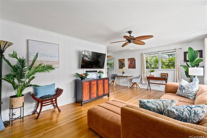 Property Photo:  3017 Lanikaula Street  HI 96822 